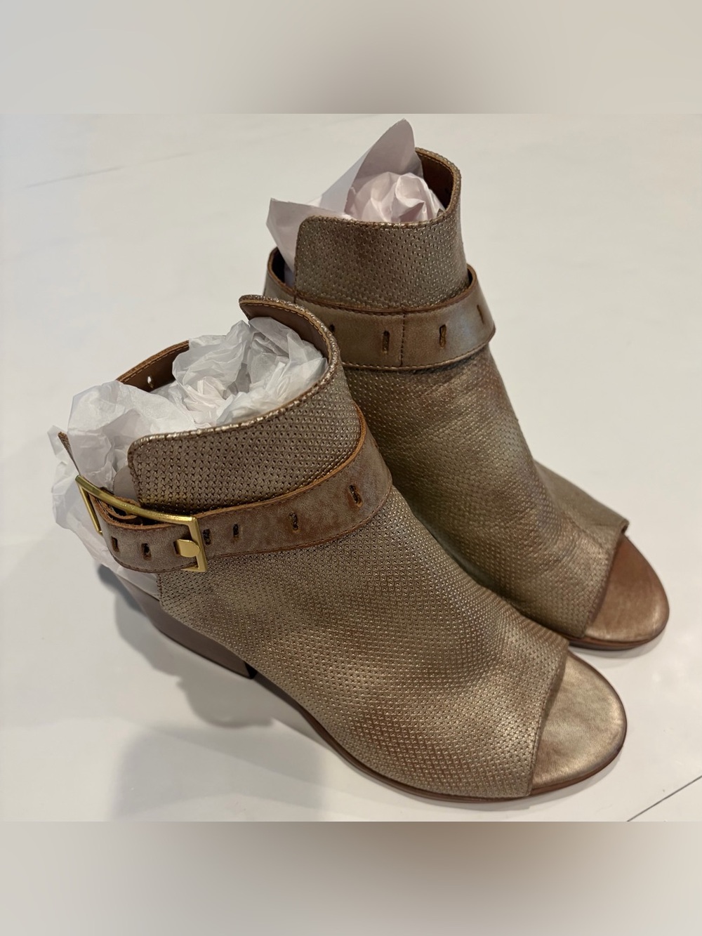 Nicole Tallulah Metallic Gold Peep Toe Shootie Ankle Boots Size 9M